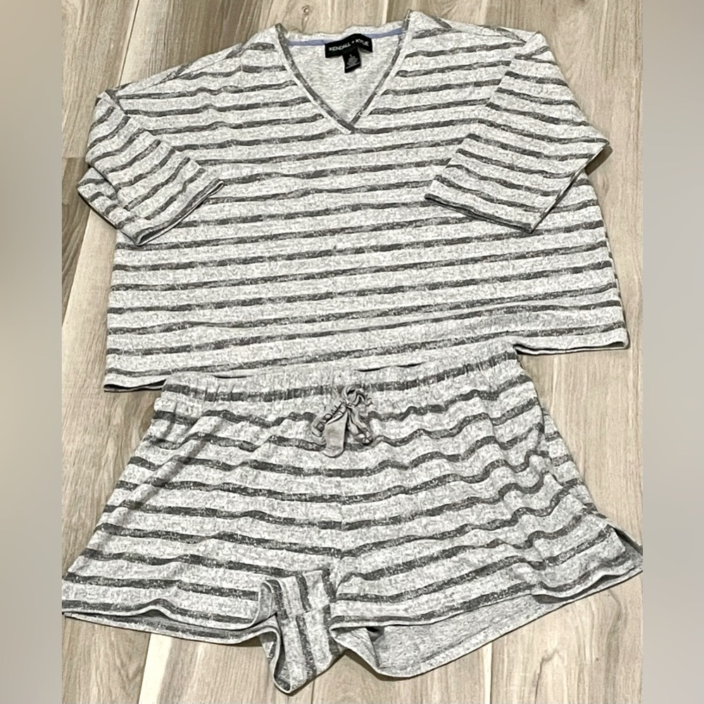 Kendall & Kylie Gray Striped Set